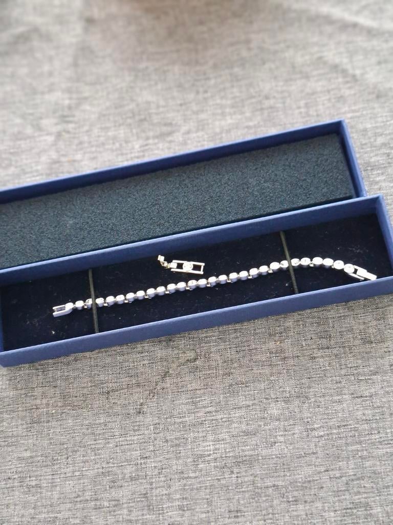 brassard, Enlèvement ou Envoi