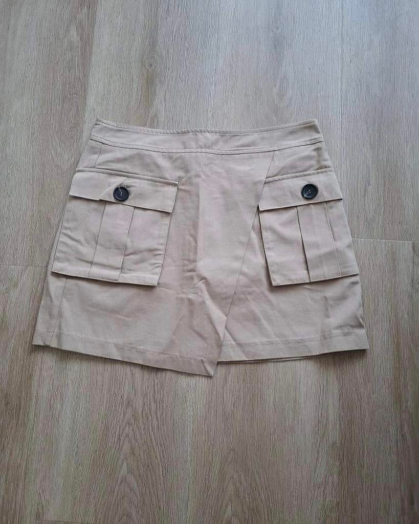 Rok Bershka maat L, Kleding | Dames, Rokken, Bershka, Ophalen of Verzenden, Zo goed als nieuw, Maat 42/44 (L)