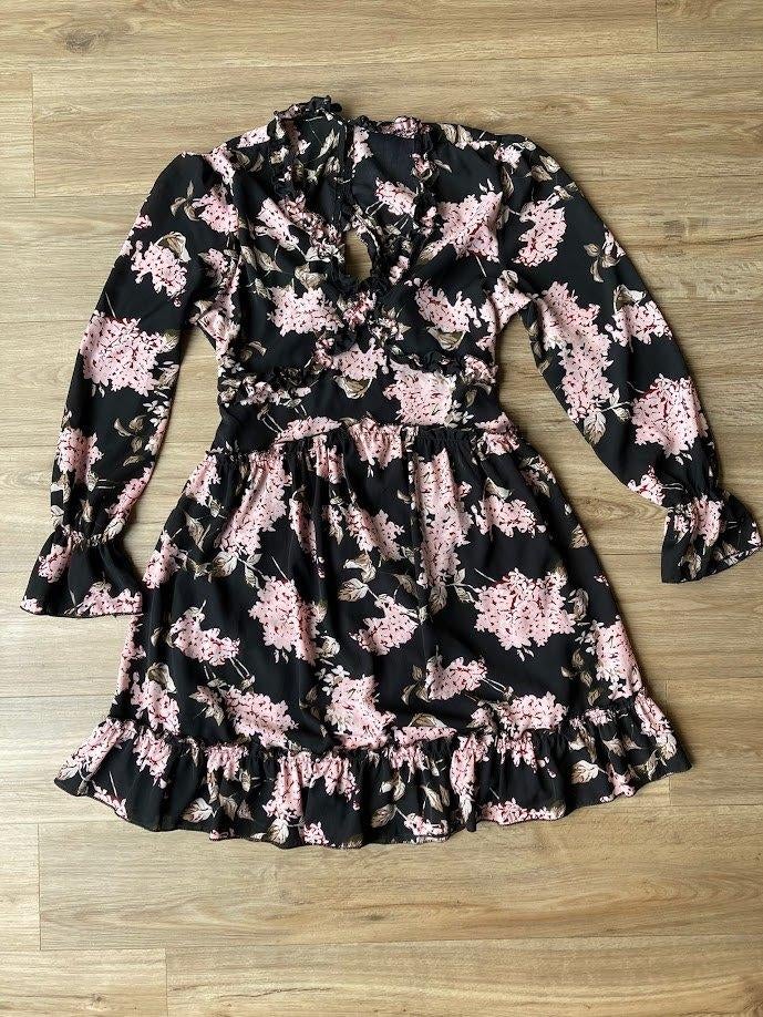 Robe d'été occult S, Enlèvement