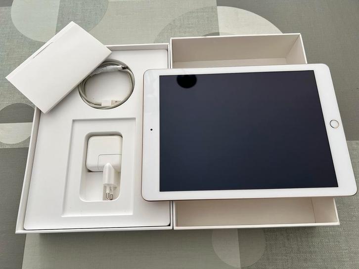 Complete iPad 5e Gen - 128 GB - Goud - incl. Doos & Lader, Computers en Software, Apple iPads, Gebruikt, Apple iPad, Wi-Fi, 10 inch