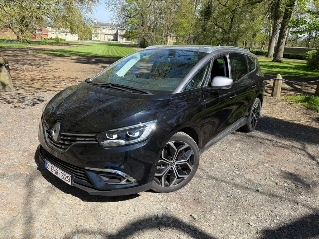 Renault Grand Scenic 2023 1.3TCE AUTOMAAT !! LAAG KM !! 7PL, Testrit aan huis, Parkeerassistent, Leder, Particulier