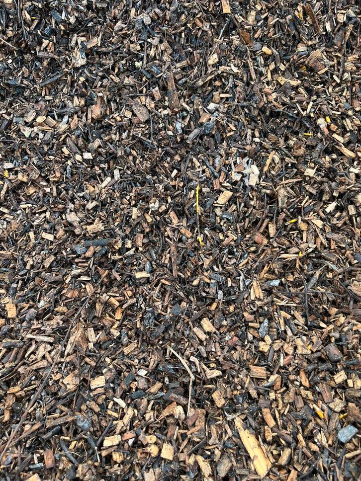 Hakselhout, Tuin en Terras, Grind, Keien en Split, Zo goed als nieuw, Ophalen