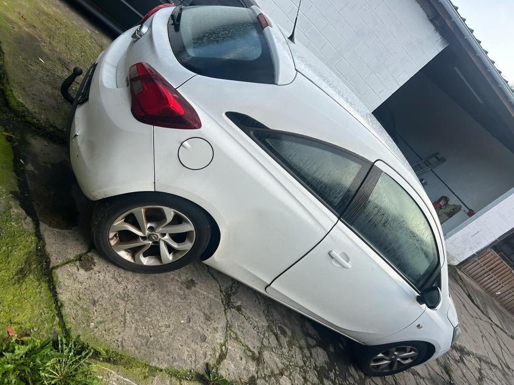 HAYON OPEL CORSA E 3 PORTES, Arrière, RUE BRIGADE PIRON 307, Haillon arrière, Enlèvement