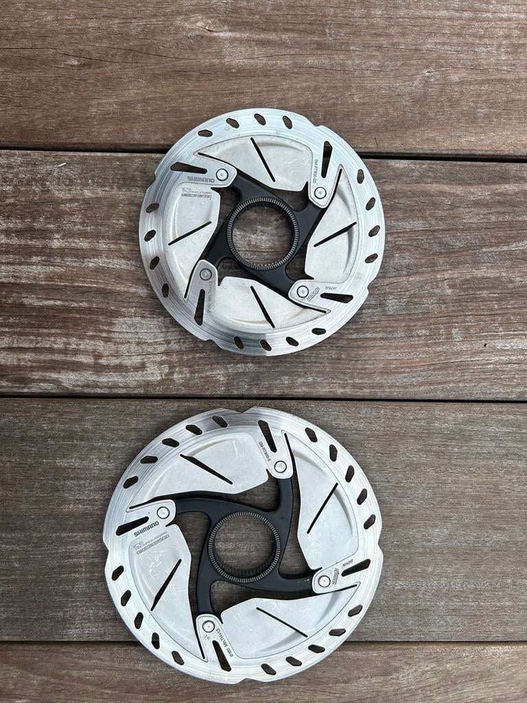 2 remschijven Shimano SM-RT800-S 1x 160 mm & 1x 140 mm, Fietsen en Brommers, Ophalen