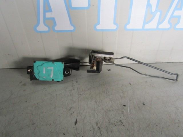 BARRE DE SERRURE DE PORTE AVANT GAUCHE Coupe (9573027010), Utilisé, Hyundai