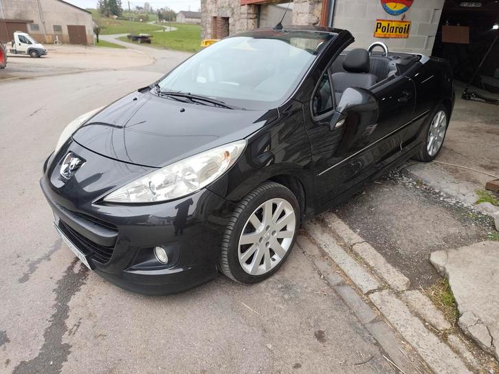 Peugeot 207 CC, Autos, Peugeot, Entreprise, Diesel, Cabriolet, Boîte manuelle, Noir, Enlèvement