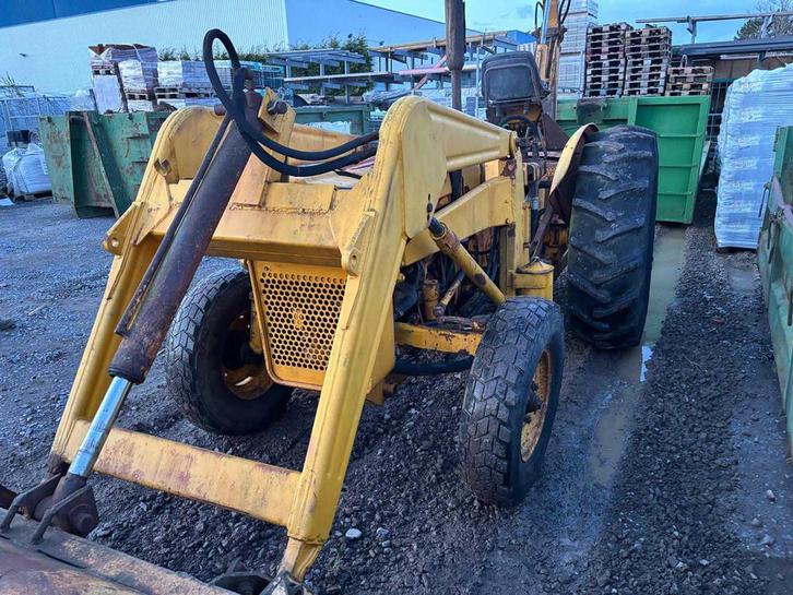 Tracteur utilitaire Massey Ferguson, Articles professionnels, Agriculture | Tracteurs, Massey Ferguson, Utilisé