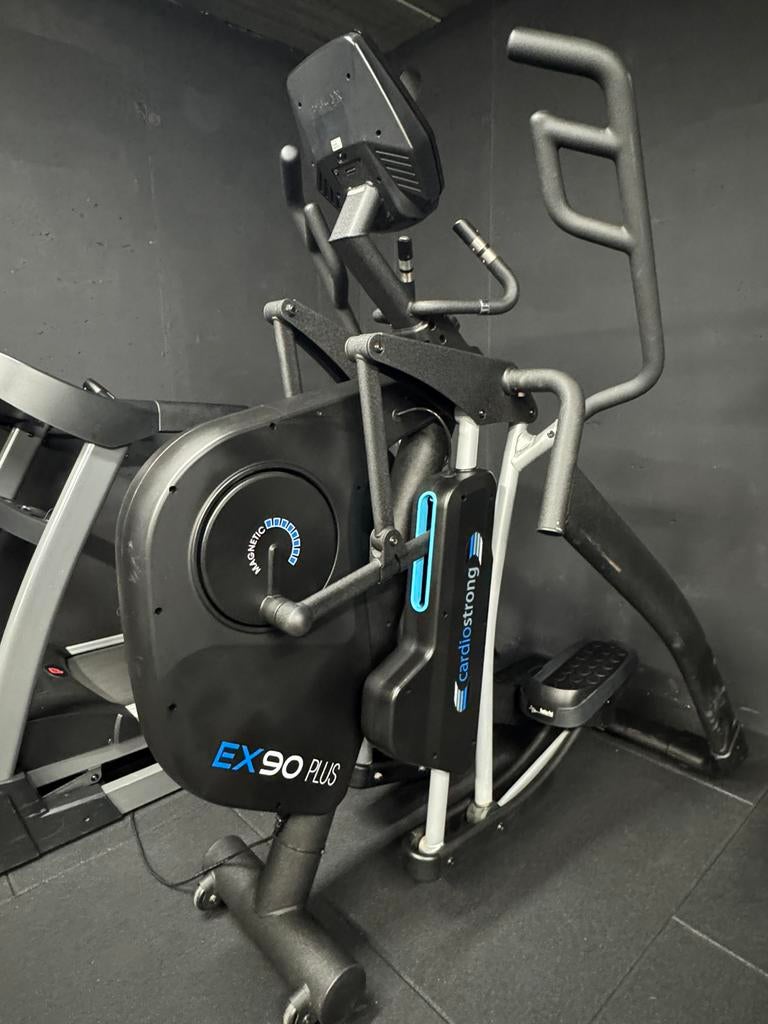 Cardiostrong EX90 plus, Enlèvement, Comme neuf