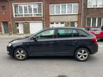 Skoda Rapid 1.6 tdi 131000 km 12/2013 euro5, Auto's, Euro 5, 4 cilinders, Zwart, Particulier