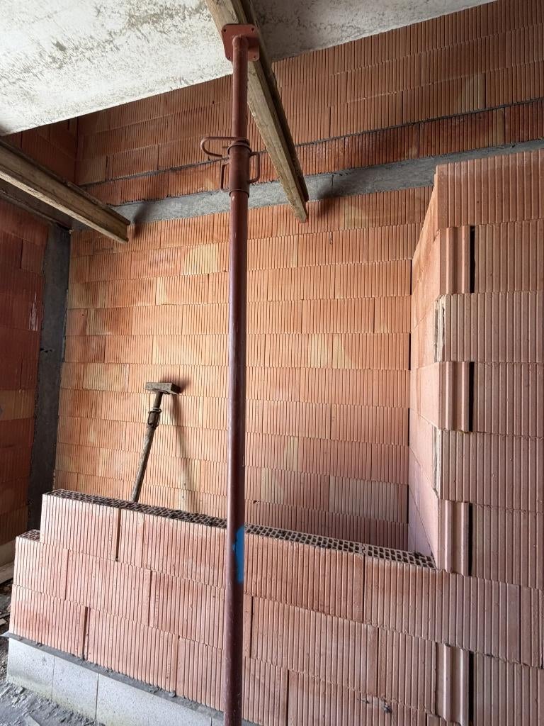 80 Schoren/stutten/stippen  2.5m-4.5m, Ophalen, Zo goed als nieuw