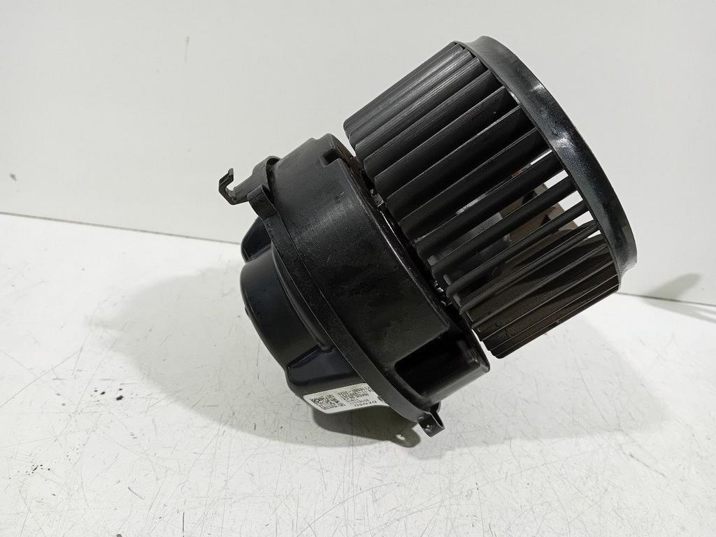 Kachel ventilator motor BMW i3, Auto-onderdelen, Airco en Verwarming, BMW, Gebruikt, Herkomst onderdeel bekend, 12 maanden garantie