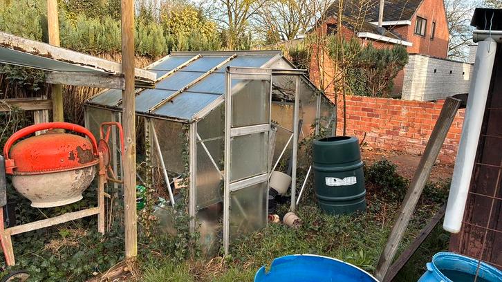 Kleine op te frissen aluminium serre., Jardin & Terrasse, Serres, Utilisé, Serre, Aluminium, Verre, Enlèvement