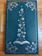 TOMORROWLAND 2019 Treasure Case
(The book of wisdom), Verzamelen, Verzenden, Zo goed als nieuw