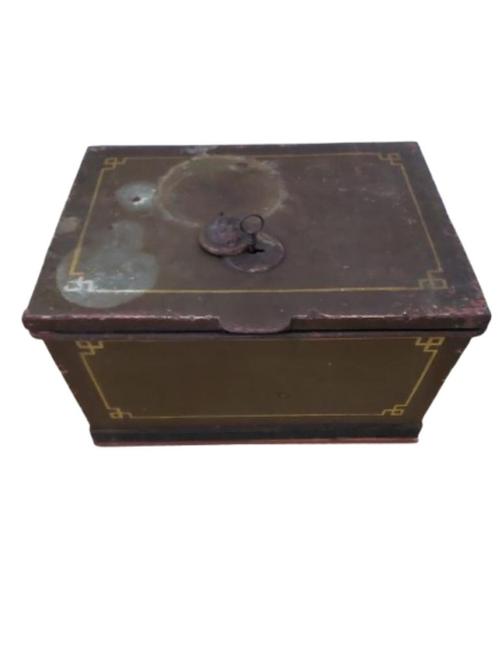 Antieke unieke kluiskist / strongbox met originele sleutel, Huis en Inrichting, Brandblussers en Brandkasten, Gebruikt, Brandkast