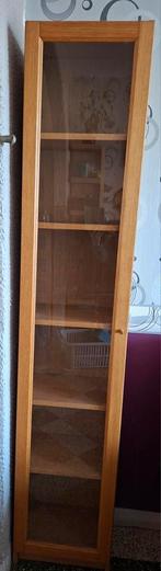 Bibliothèque Billy ( Ikea) avec porte vitrée, Maison & Meubles, Armoires | Vitrines, Enlèvement, Comme neuf, Chêne