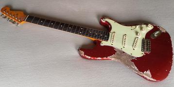 Strat 59 Custom Nitro Heavy Relic Candy Apple Red, Musique & Instruments, Enlèvement, Fender