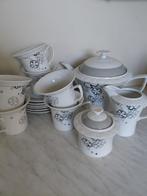 Thun 15-delig pordelein koffieservies, Huis en Inrichting, Keuken | Servies, Ophalen