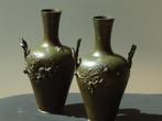 François MOREAU Paire de vases bronze Art Nouveau Jugendstil, Antiquités & Art, Antiquités | Vases, Enlèvement ou Envoi