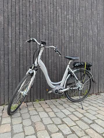 Elektrische fiets Dutch ID met Bosch Active Line Weinig km’s beschikbaar voor biedingen