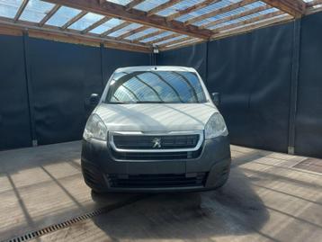 PEUGEOT PARTNER beschikbaar voor biedingen