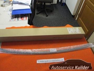 Sierlijst achterklep onderkant ruit Mini Countryman R60  51  beschikbaar voor biedingen