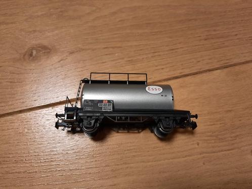 Marklin 00750-102 - wagon citerne Esso, Hobby & Loisirs créatifs, Trains miniatures | HO, Comme neuf, Wagon, Märklin, Enlèvement ou Envoi