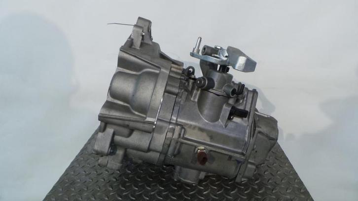 AUDI A1 TRANSMISSIE / VERSNELLINGSBAK 2011, Autos : Pièces & Accessoires, Électronique & Câbles, Neuf, ARN reconnu, Stiba membre