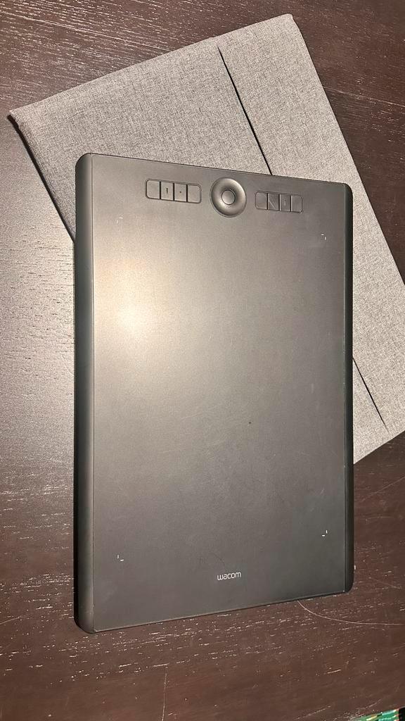 Wacom Intuos Pro Large (2020) + Wacom Soft Case – zonder pen, Computers en Software, Tekentablets, Zo goed als nieuw, Ophalen