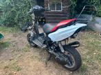 Peugeot Speedfight 2 voldige nieuwe kappset meer info onder, Ophalen, Cilinder