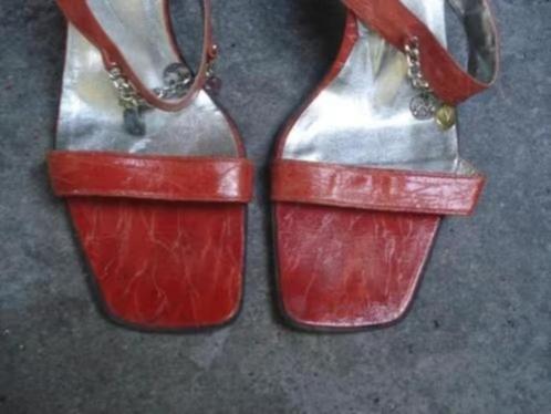 Talons de fête Boho Ibiza en cuir rouge de luxe, livraison g, Vêtements | Femmes, Chaussures, Comme neuf, Chaussures à haut talons