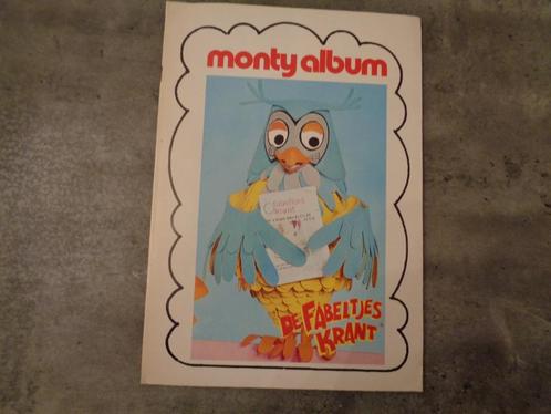 MONTY PLAATJES ALBUM DE FABELTJESKRANT VOLLEDIG, Hobby en Vrije tijd, Stickers en Plaatjes, Zo goed als nieuw, Verzenden