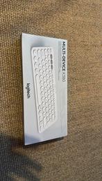 Logitech clavier bluetooth, jamais ouverte, Informatique & Logiciels, Claviers, Enlèvement ou Envoi, Qwerty, Sans fil, Logitech