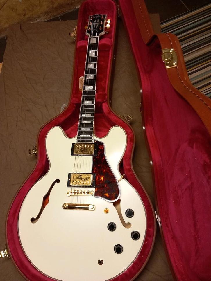 Epiphone 1959 ES-355 geïnspireerd op Gibson Custom, Muziek en Instrumenten, Snaarinstrumenten | Gitaren | Elektrisch, Nieuw, Hollow body