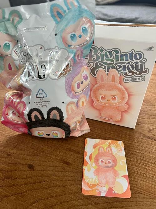 Labubu Big into Energy - Happiness, Verzamelen, Poppetjes en Figuurtjes, Nieuw, Ophalen of Verzenden