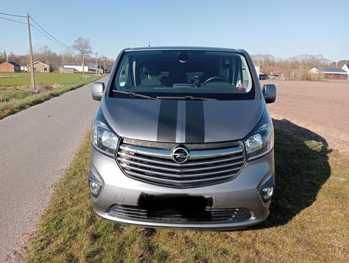 Opel Vivaro bi turbo bwj 2018 lichte vracht 3 plaatsen!!!, Auto's, Bestelwagens en Lichte vracht, Particulier, Achteruitrijcamera