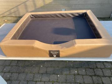 Hondenbed (orthopedisch) beschikbaar voor biedingen