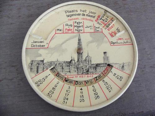 Calendrier en étain antique ! Anvers 1849-2007 ! C'est rare , Antiquités & Art, Curiosités & Brocante, Enlèvement ou Envoi