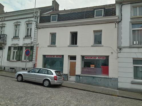 A vendre maison de commerce avec appartement, Immo, Maisons à vendre, Province de Hainaut, Jusqu'à 200 m², Maison 2 façades