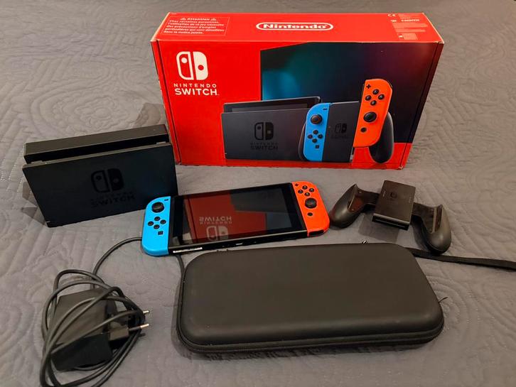 Nintendo switch 1, Games en Spelcomputers, Spelcomputers | Nintendo Switch, Zo goed als nieuw, Ophalen