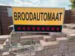 Lichtbak reclame broodautomaat, Ophalen