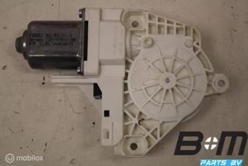 Raammotor LA (bestuurderskant) Audi A4 8K Allroad 8K0959811A beschikbaar voor biedingen