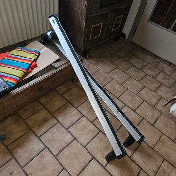 barres de toit thule antibruit+ machoires berlingo, Enlèvement, Utilisé