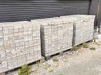 GRATIS betonklinkers 10x20x8 hoog - +/- 70 m, Beton, Gebruikt, Ophalen, Klinkers