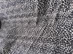 Stuk stof in velours 1.60 op 1.60 met luipaard print, Nieuw, Rechthoekig, Ophalen