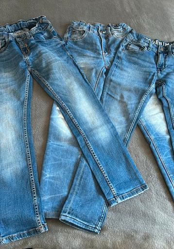 Lot de 3 jeans 134, Enlèvement ou Envoi, Comme neuf