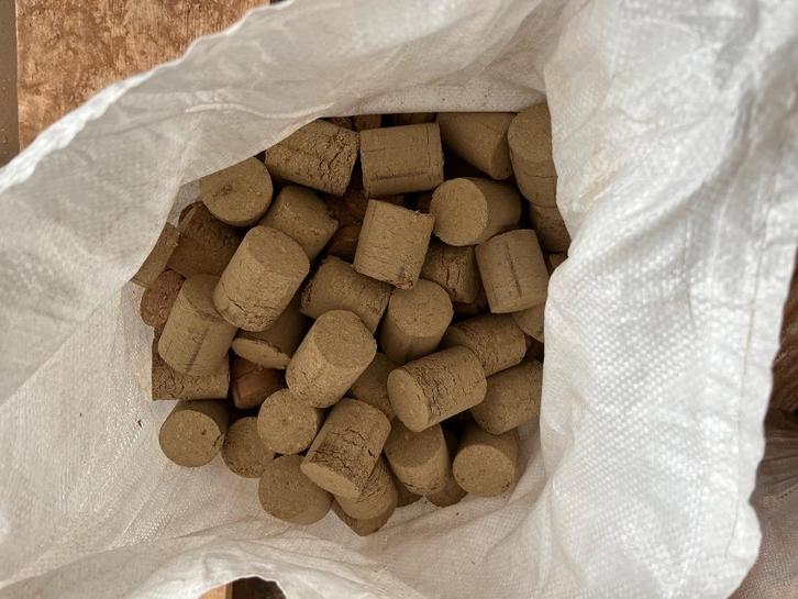 hardhouten briketten, Tuin en Terras, Brandhout, Ophalen of Verzenden