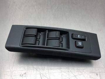 RAAMSCHAKELAAR Toyota Corolla Verso (R10 / 11) (54355667D) beschikbaar voor biedingen