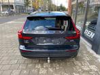 Volvo V60 Momentum Pro 3 / Comfortzetels / Trekhaak / Premi, Auto's, Volvo, Te koop, 148 g/km, Zilver of Grijs, Airconditioning