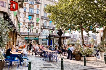 Commerce à louer à Bruxelles beschikbaar voor biedingen