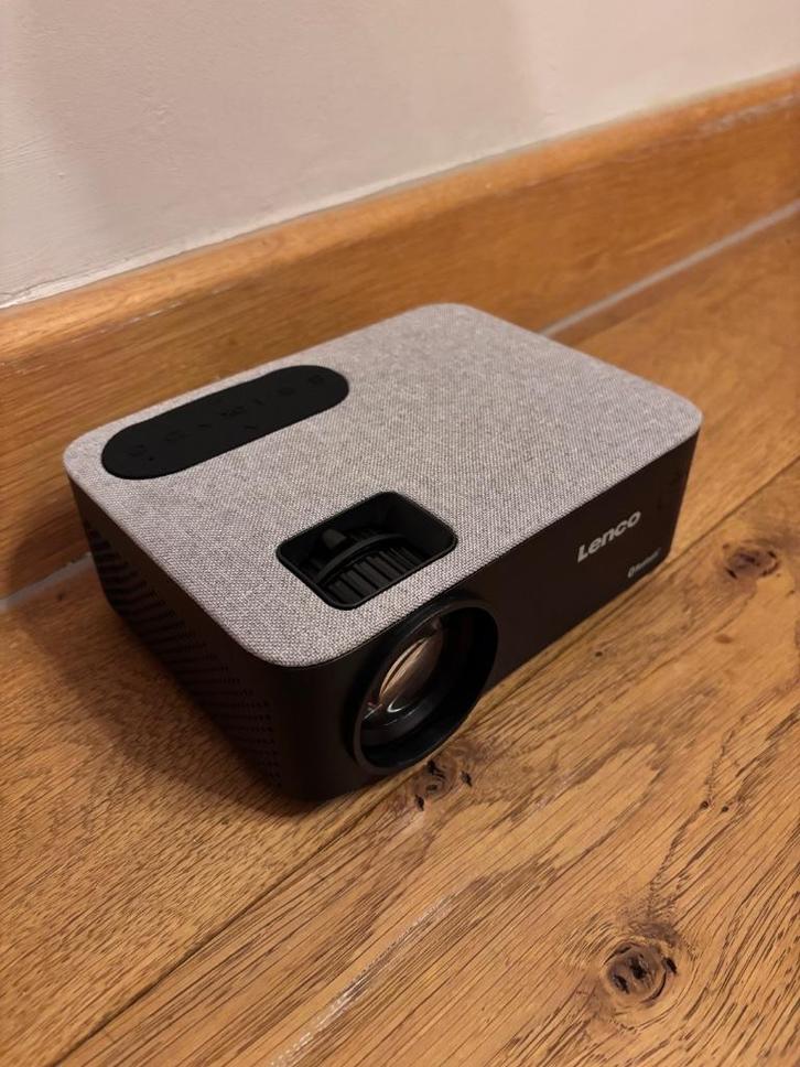 LENCO HD Bluetooth beamer 4000 lm (LPJ-700BKGY), Audio, Tv en Foto, Beamers, Nieuw, LED, HD (720), Ophalen